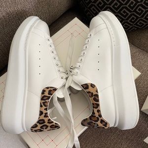 Alexander McQueen Leopard Print Back